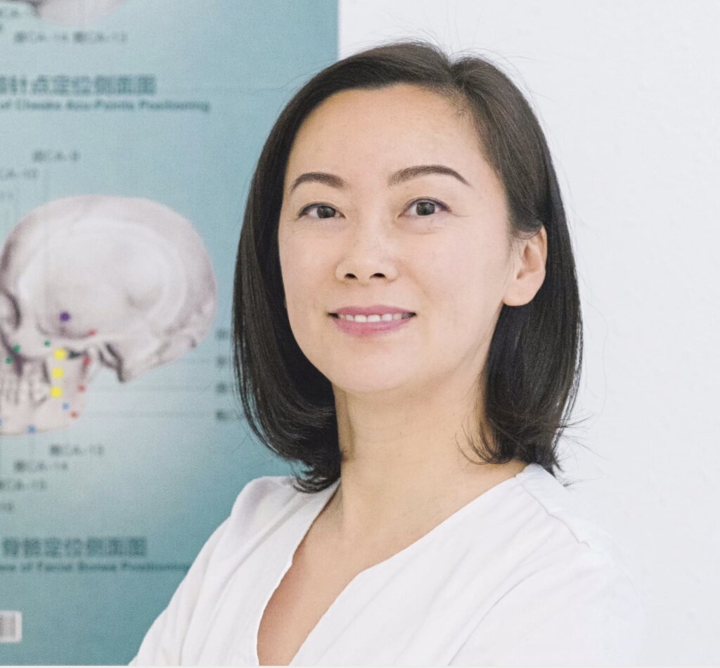 Xu Jiang, acupuntora profesional